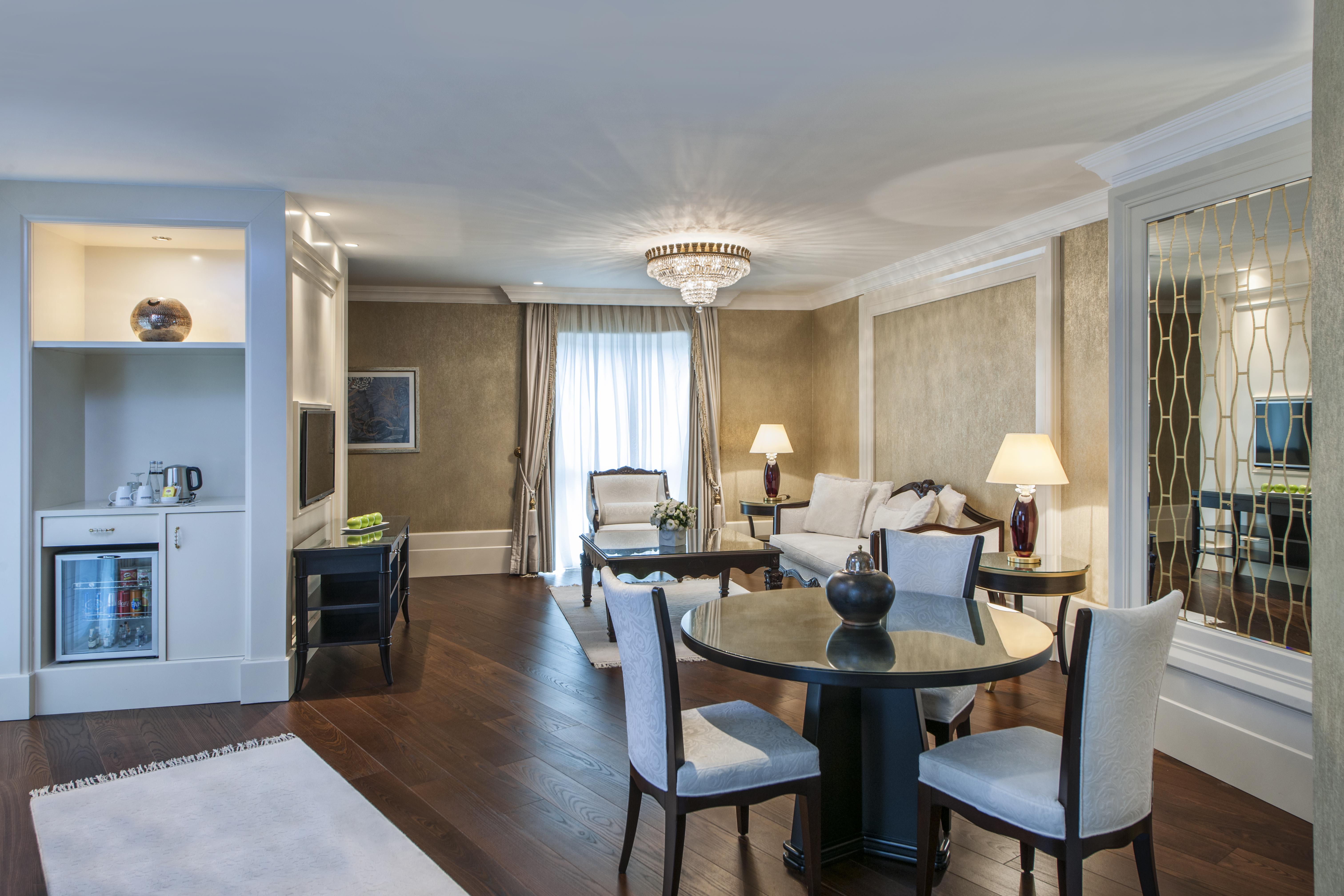 Hotel Elite World Istanbul Florya Zewnętrze zdjęcie A suite at the Mandarin Oriental, Munich