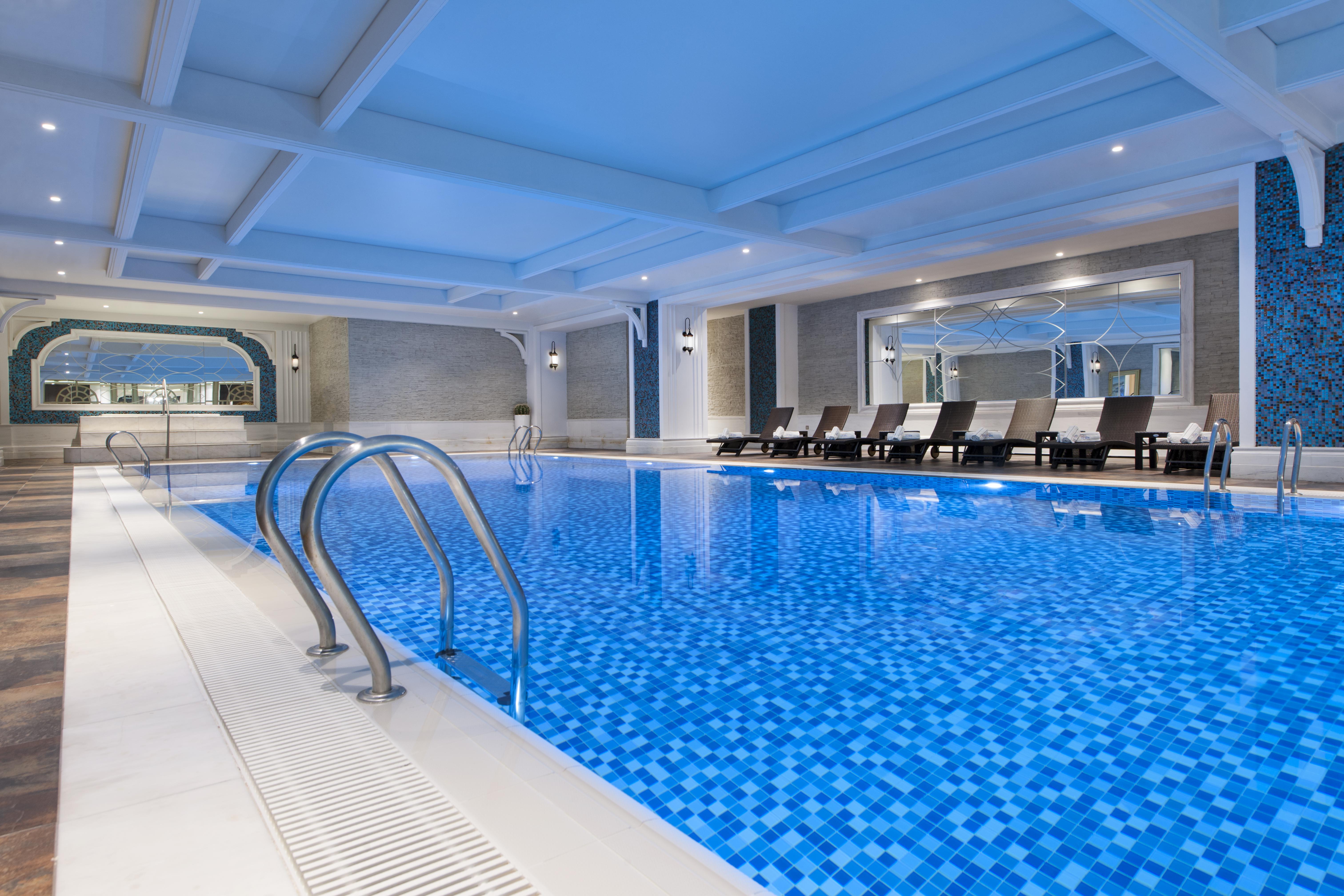 Hotel Elite World Istanbul Florya Zewnętrze zdjęcie Indoor pool