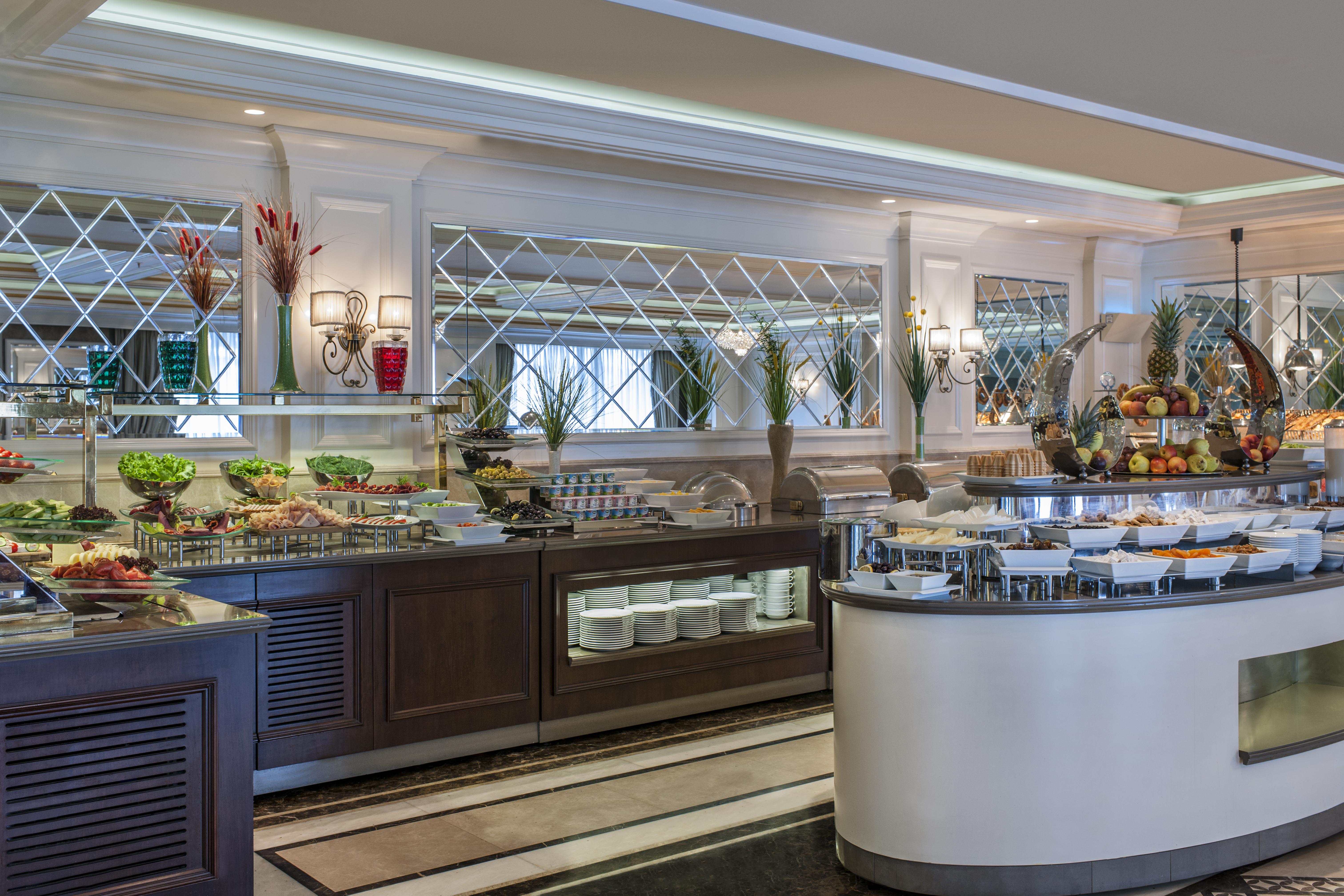 Hotel Elite World Istanbul Florya Zewnętrze zdjęcie The buffet at the hotel